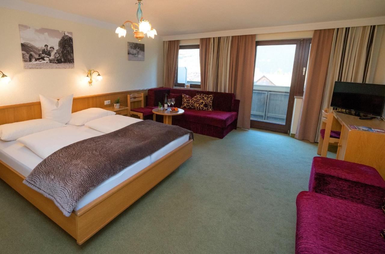 Hotel Zum Lamm Tarrenz Eksteriør bilde