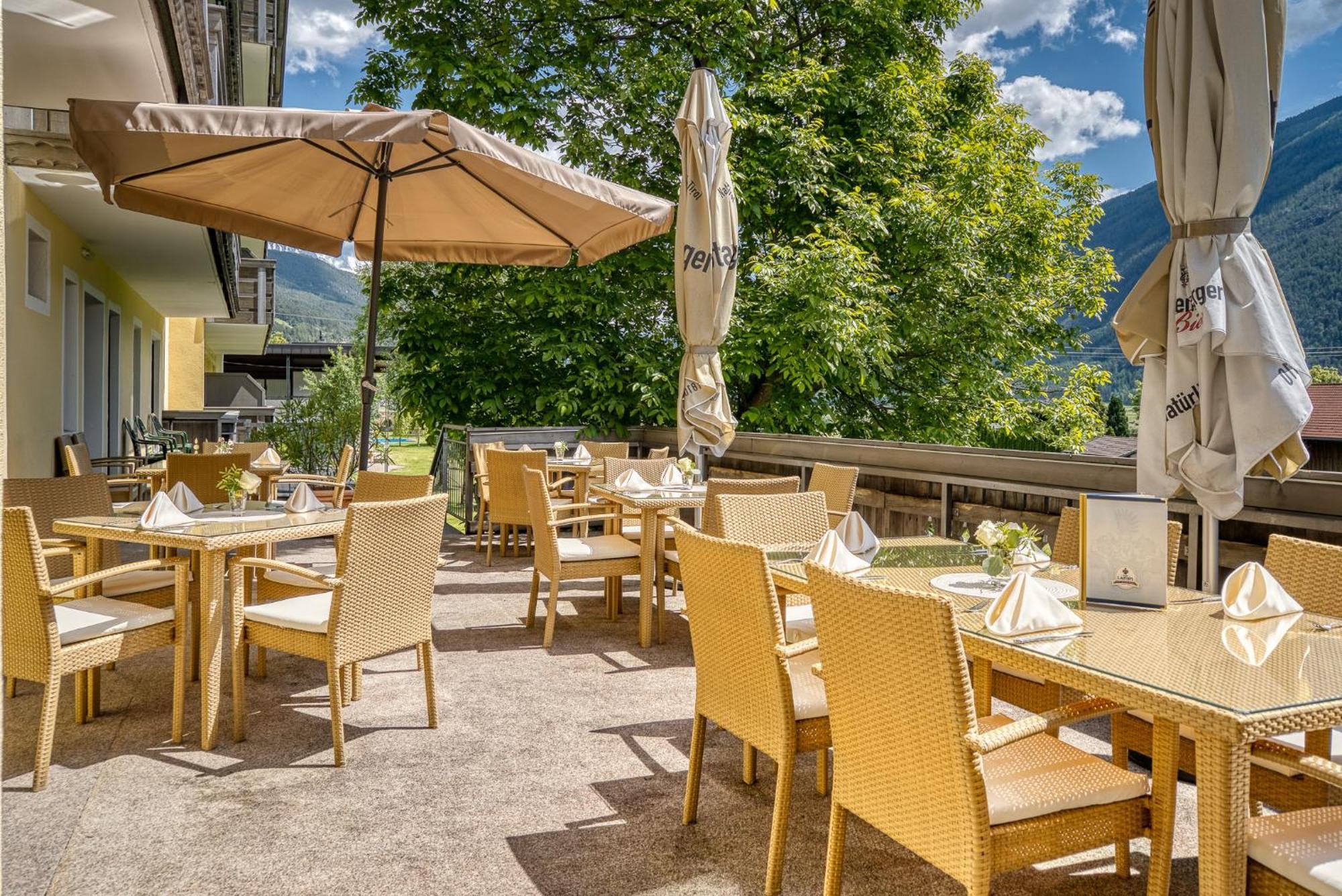 Hotel Zum Lamm Tarrenz Eksteriør bilde