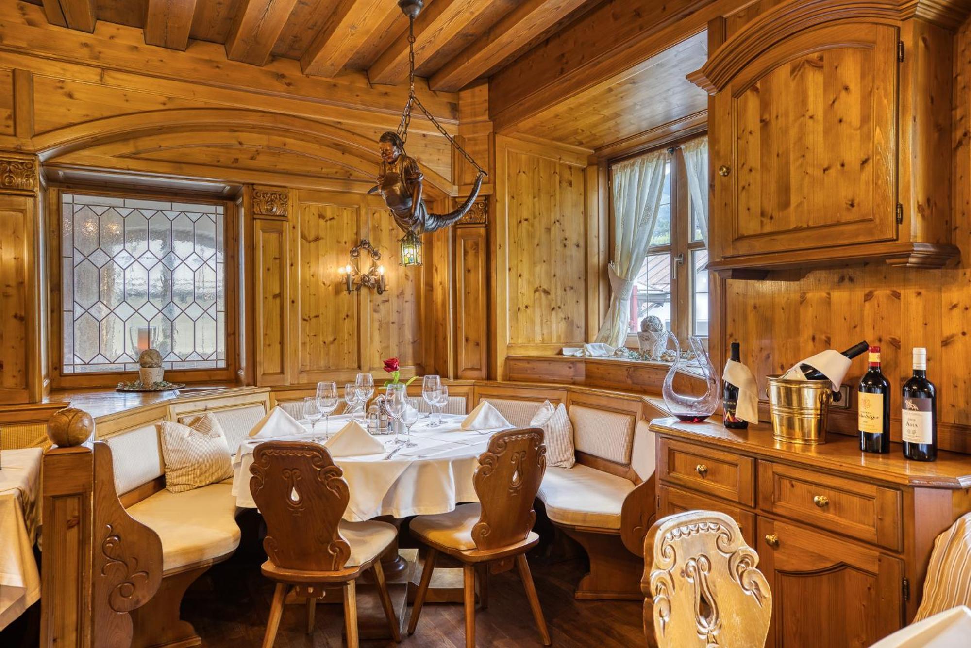 Hotel Zum Lamm Tarrenz Eksteriør bilde
