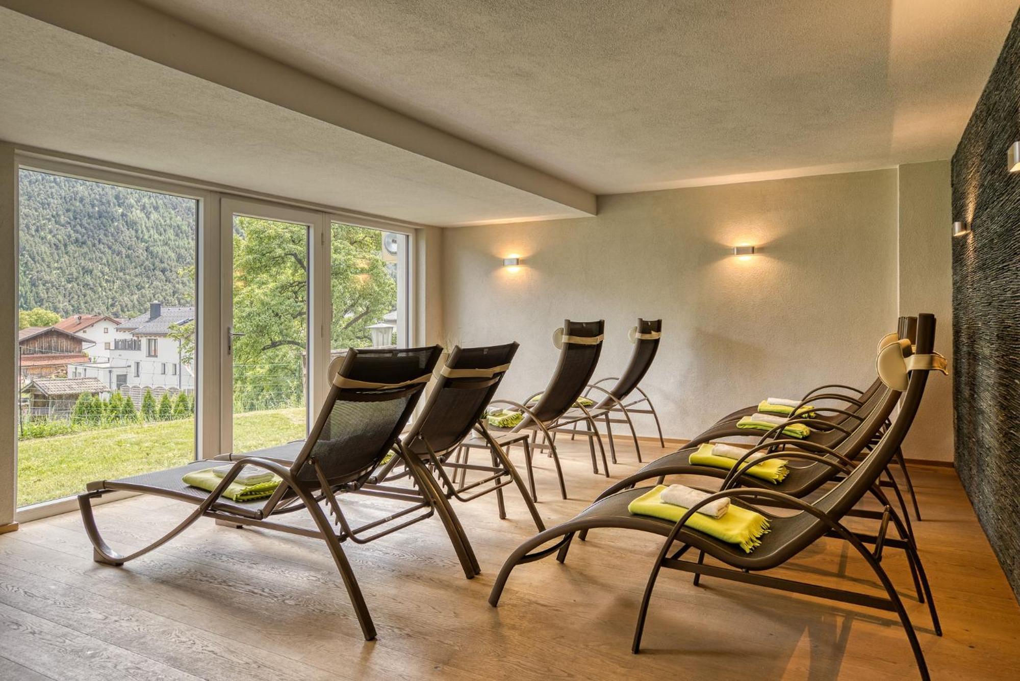 Hotel Zum Lamm Tarrenz Eksteriør bilde