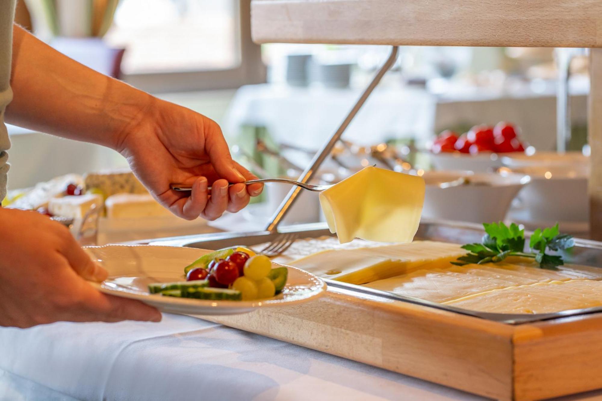 Hotel Zum Lamm Tarrenz Eksteriør bilde